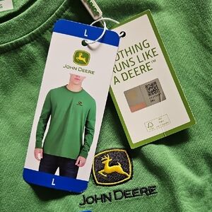 John Deere Green Crew Neck Shirt Long Sleeves Size Large